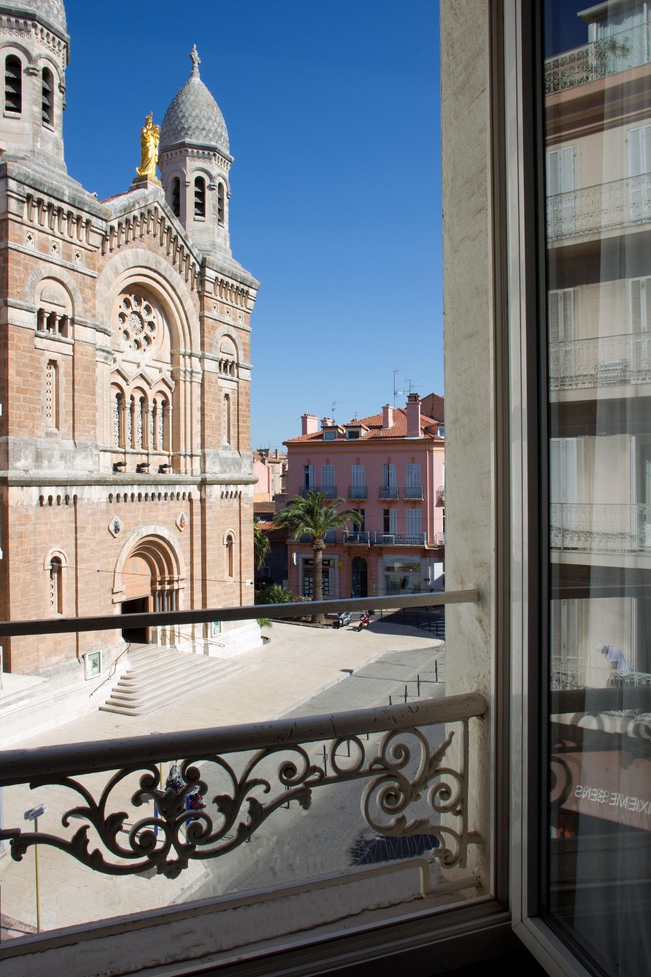 Hotel Excelsior Saint-Raphaël Esterno foto