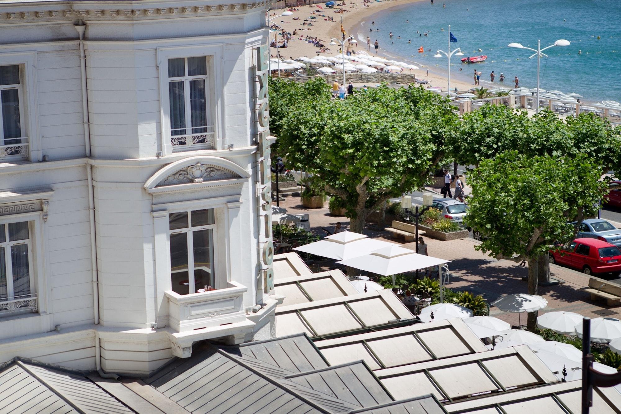 Hotel Excelsior Saint-Raphaël Esterno foto