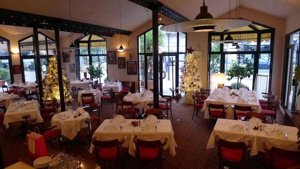 Hotel Excelsior Saint-Raphaël Esterno foto