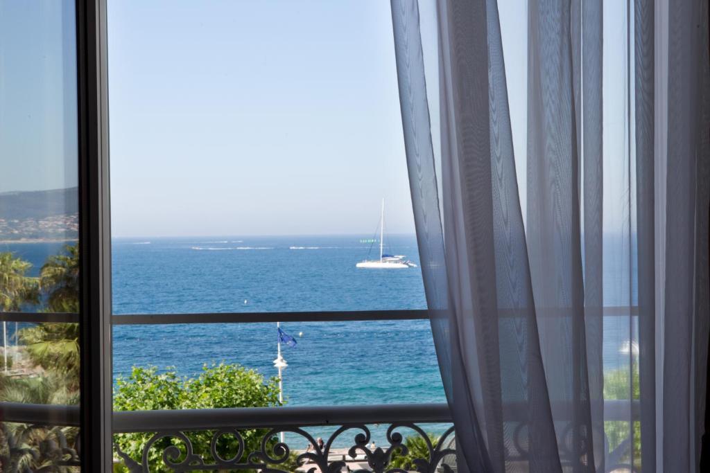 Hotel Excelsior Saint-Raphaël Esterno foto