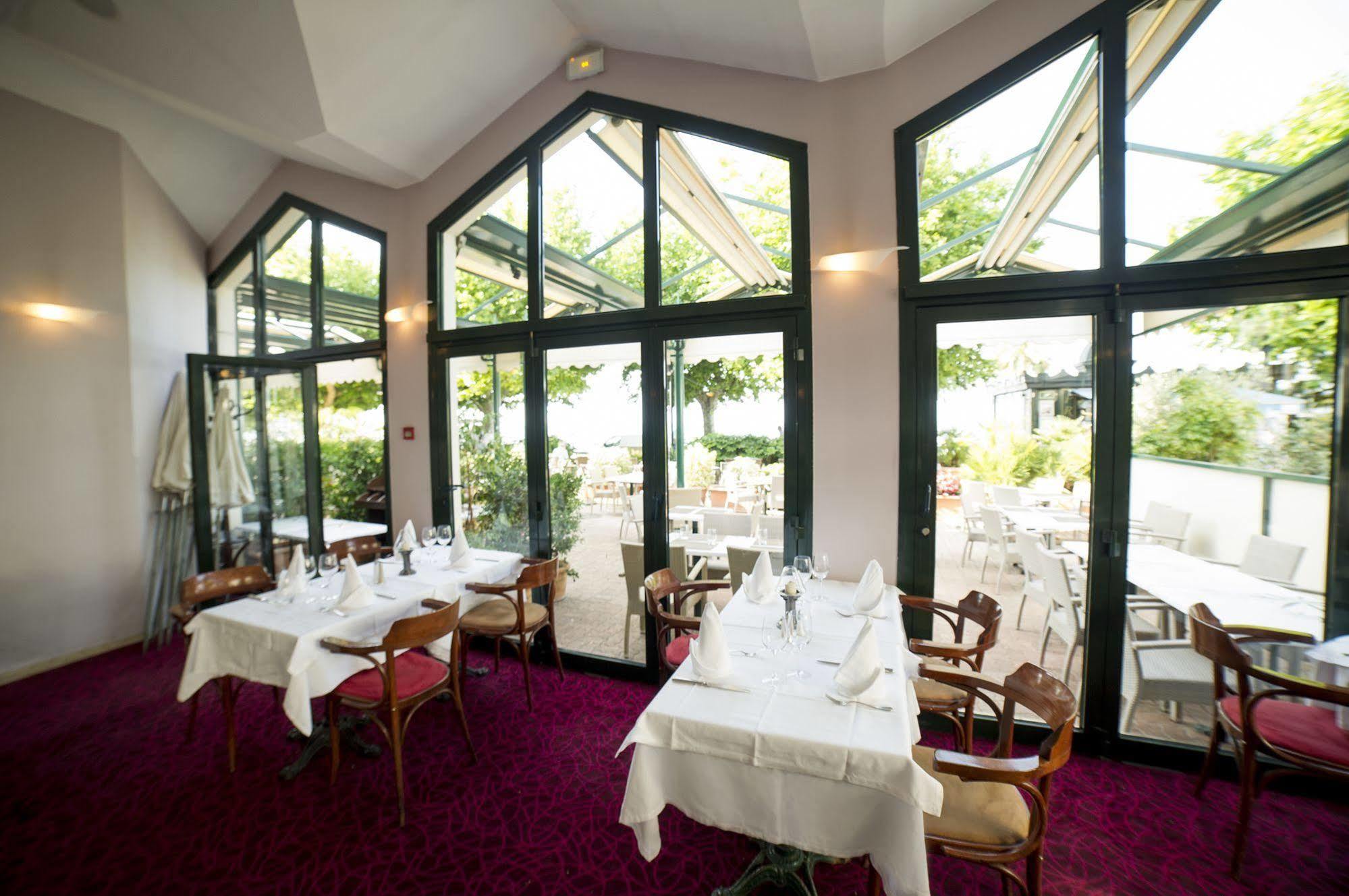 Hotel Excelsior Saint-Raphaël Esterno foto